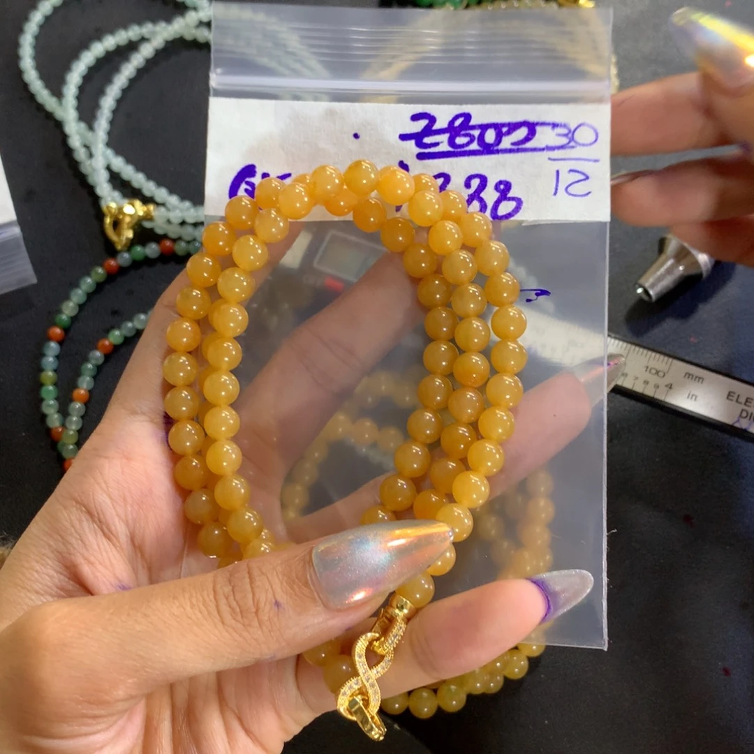 定制翡翠未镶嵌天然缅甸翡翠多样性