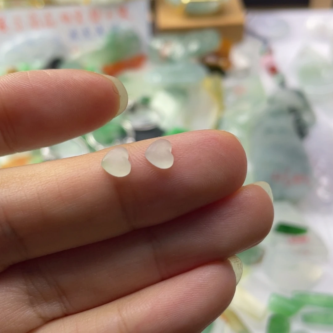 定制翡翠未镶嵌天然缅甸翡翠