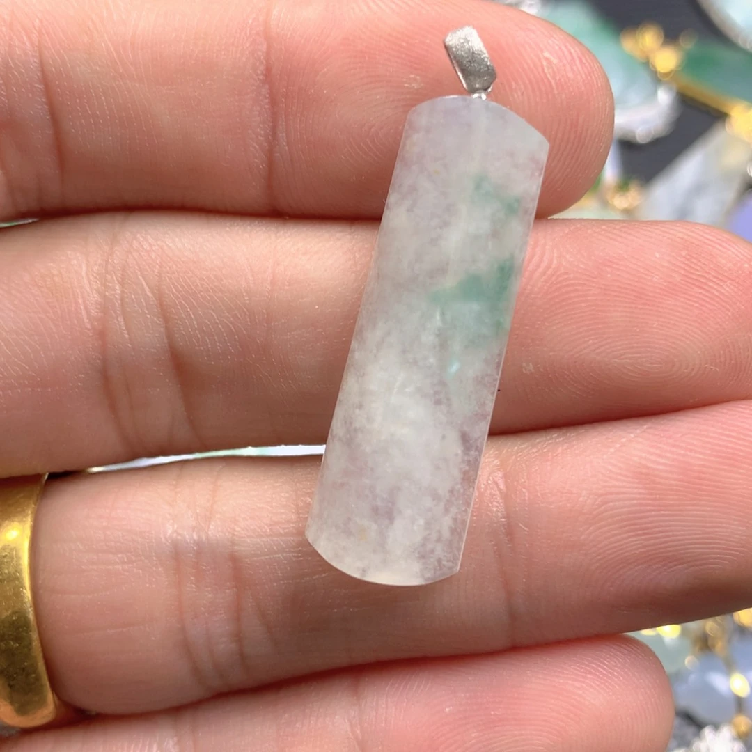 【闪购商品】翡翠颈饰18K金镶嵌翡翠