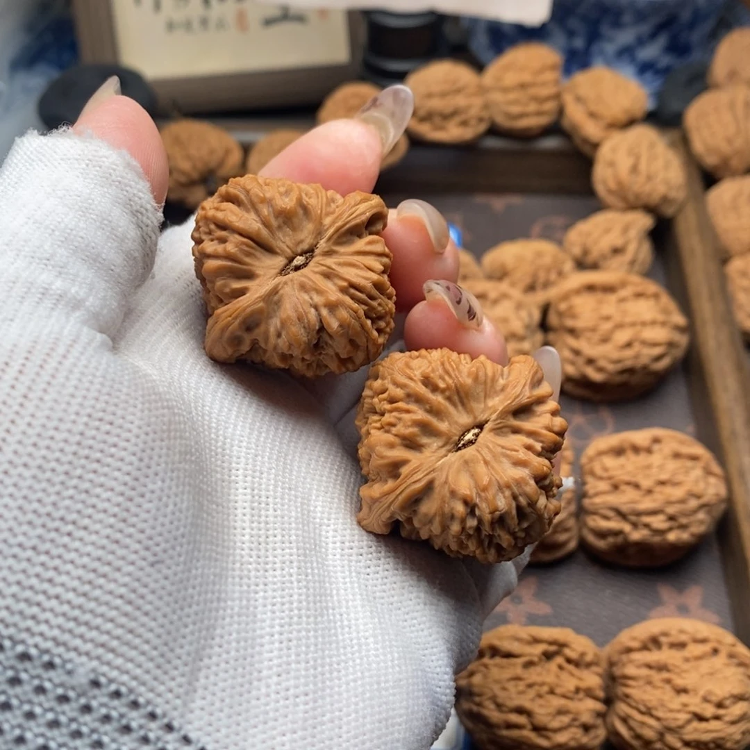 把件文玩核桃闲*南疆37
