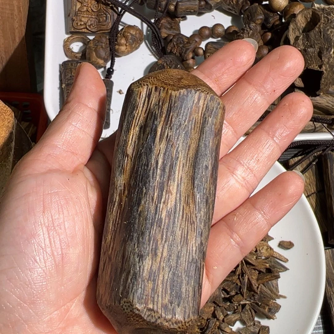 万***风沉香碎屑沉香棋楠素牌块料30.7克