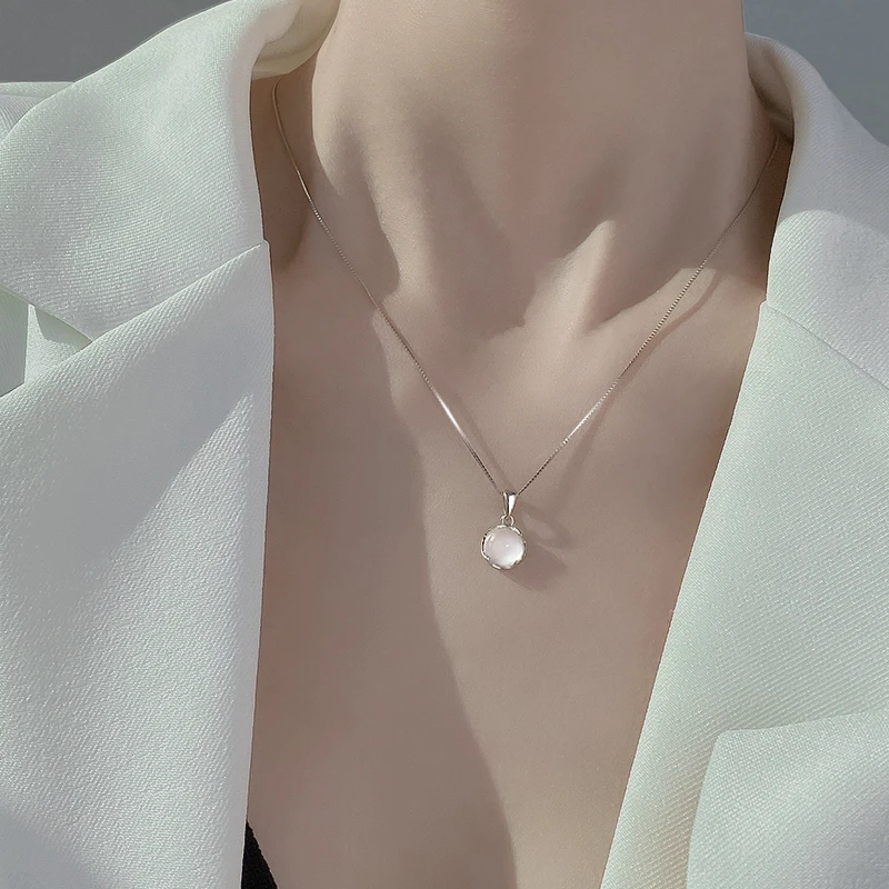 925纯银玉髓项链女款2025年新款爆款气质时尚锁骨颈链吊坠首饰