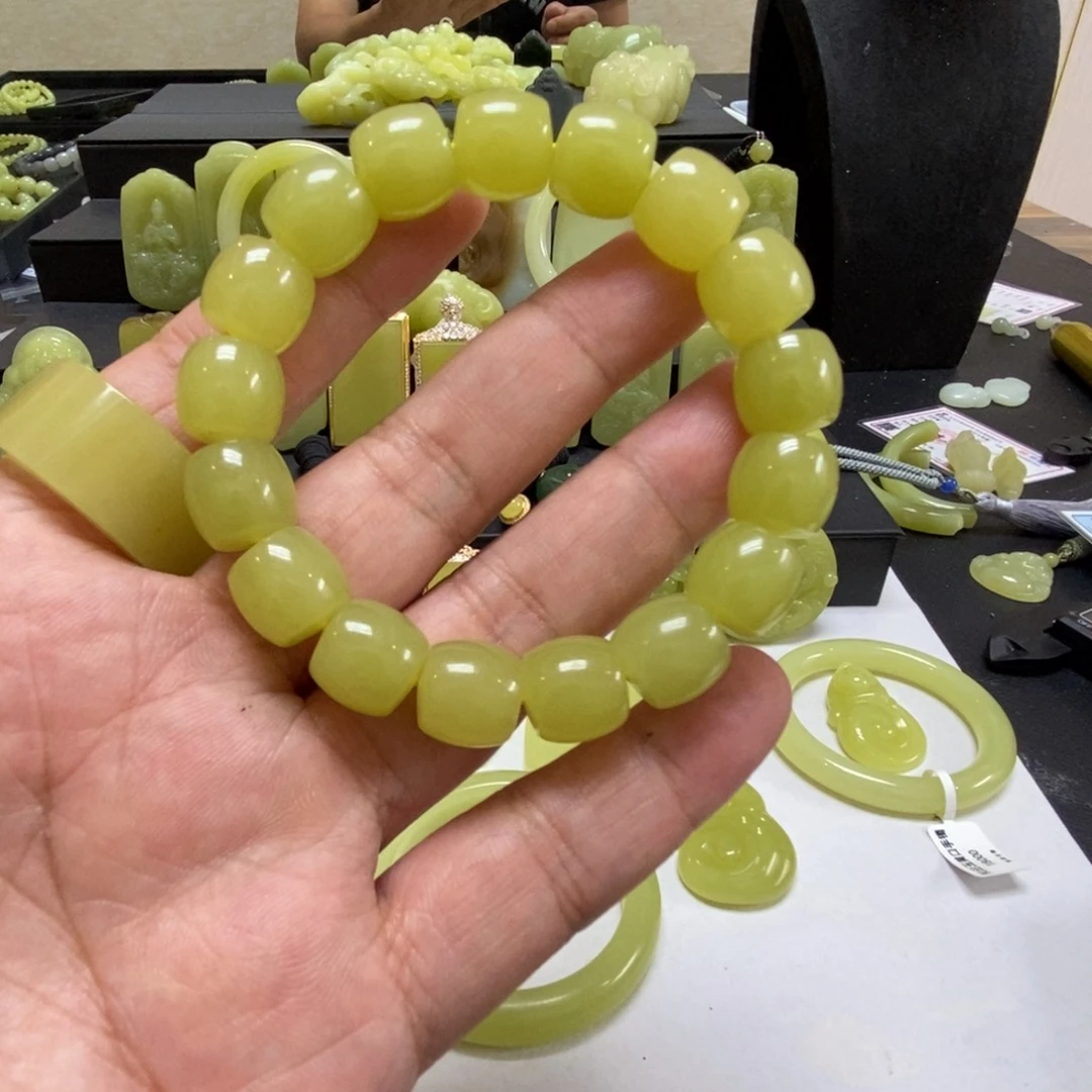 未镶嵌手链和田玉（黄玉）公*义