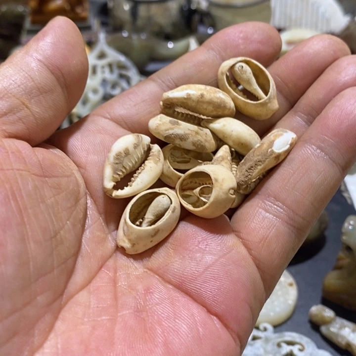 摆件陶瓷艺术设计专业毕业设计