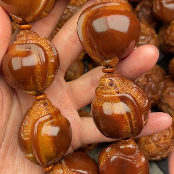 自***人橄榄核吊坠橄榄核