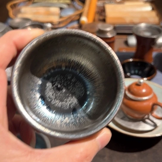 老*头杯子和一颗心被人捡回来