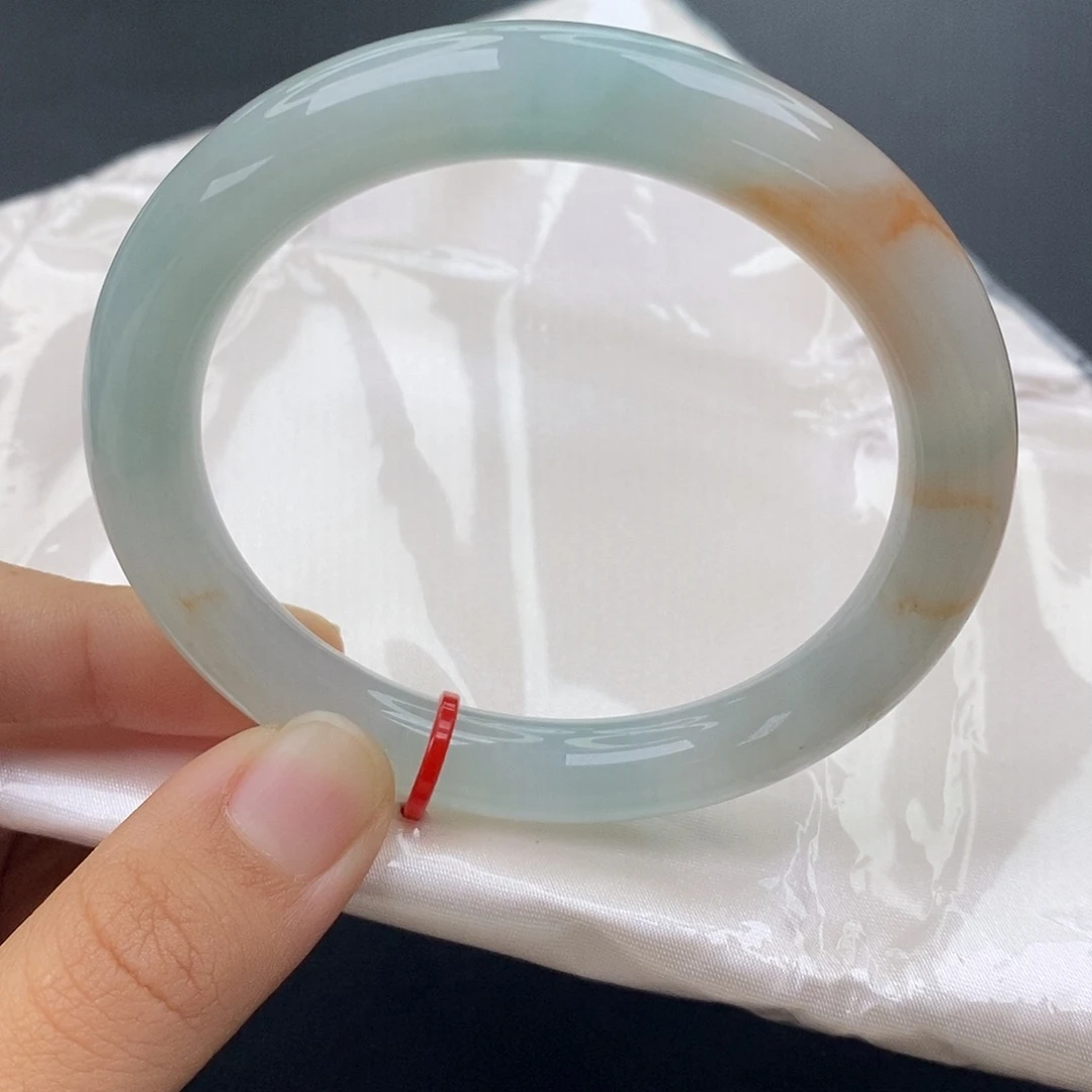 翡翠未镶嵌手镯（圆镯）56圈