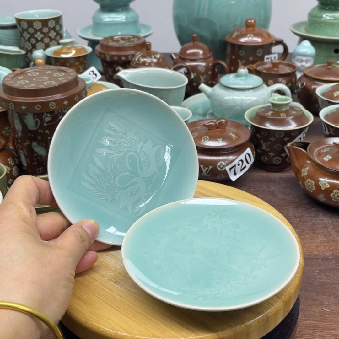 微瑕特价青瓷青瓷2片