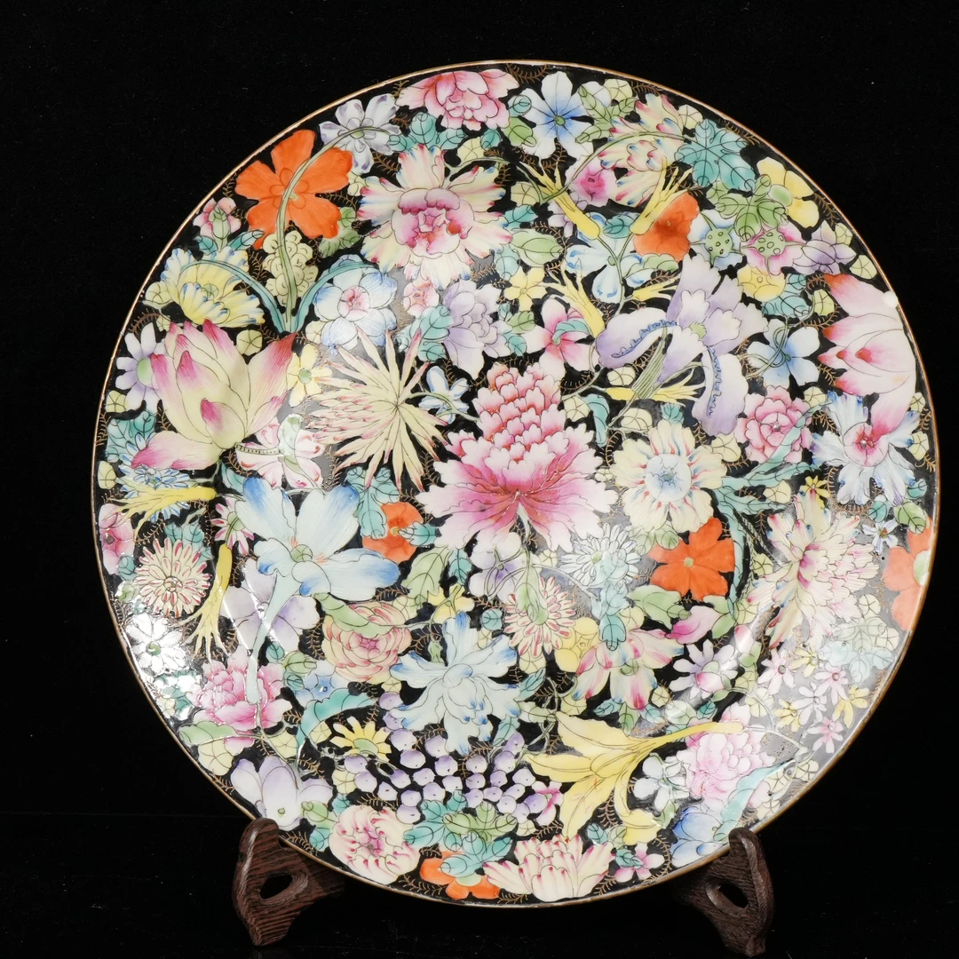 lot16545 6906 清光绪 墨地粉彩描金万花献瑞大号盘 D:29.5