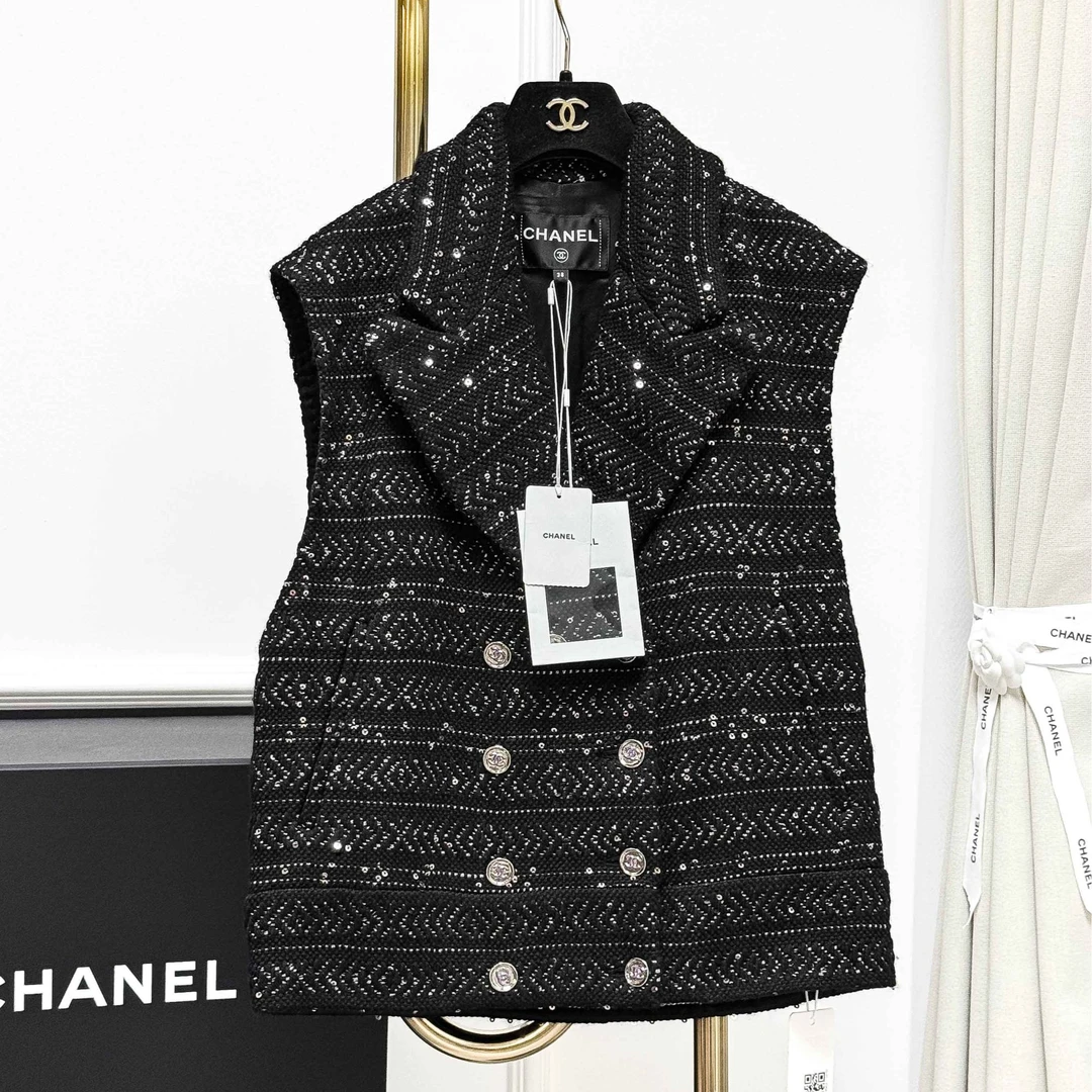 99新 Chanel/香奈儿 38码23A黑色亮片马甲，外套