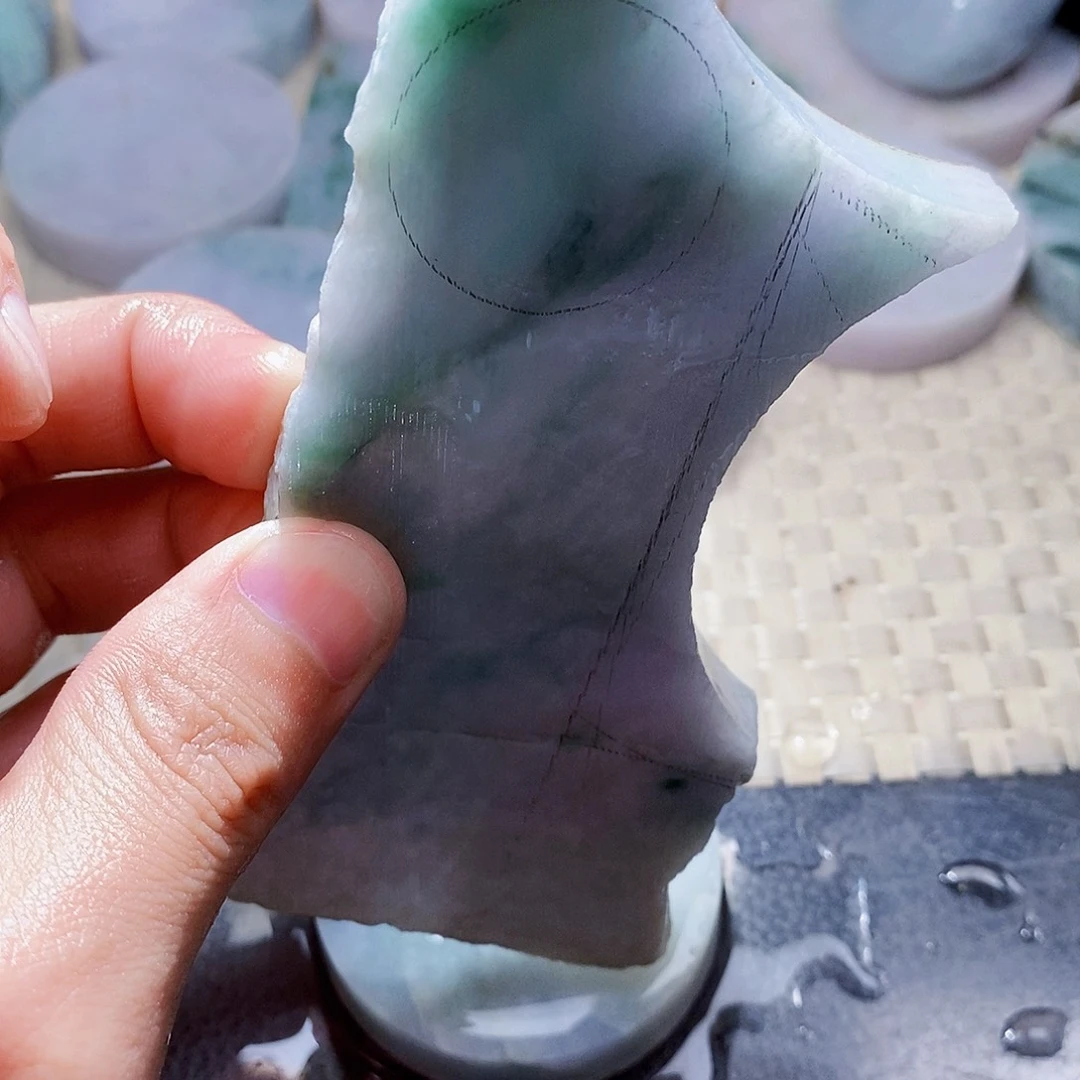 翡翠未镶嵌颈饰588