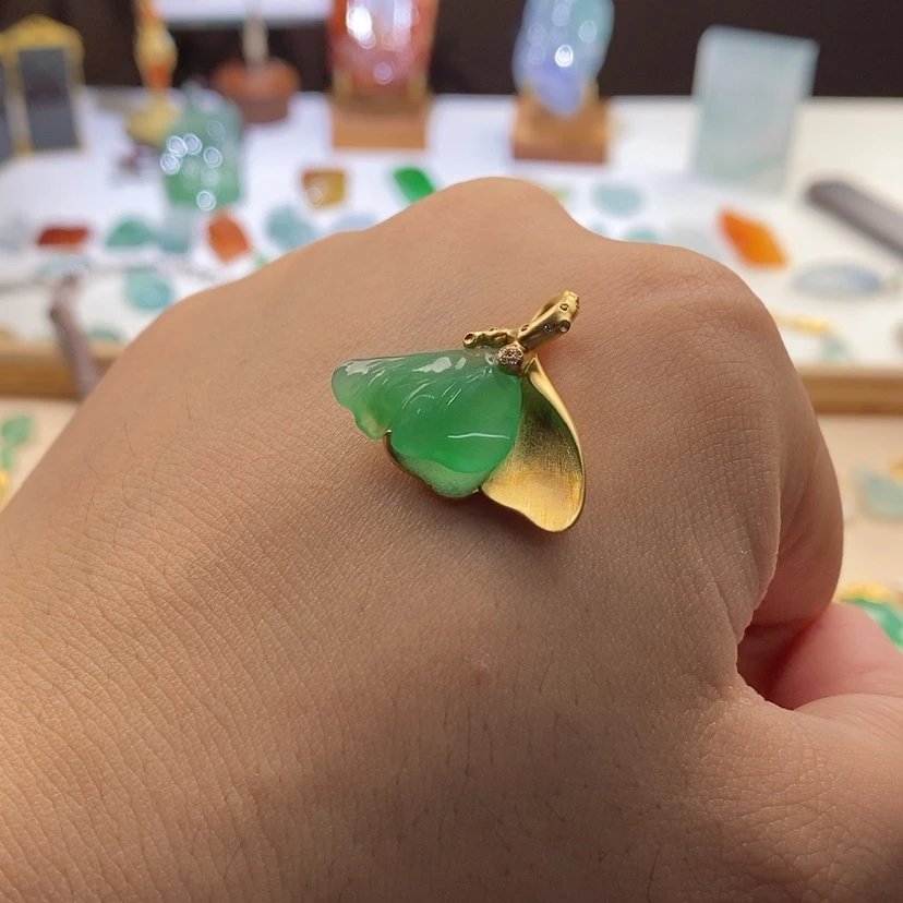 【闪购商品】颈饰未镶嵌翡翠成品