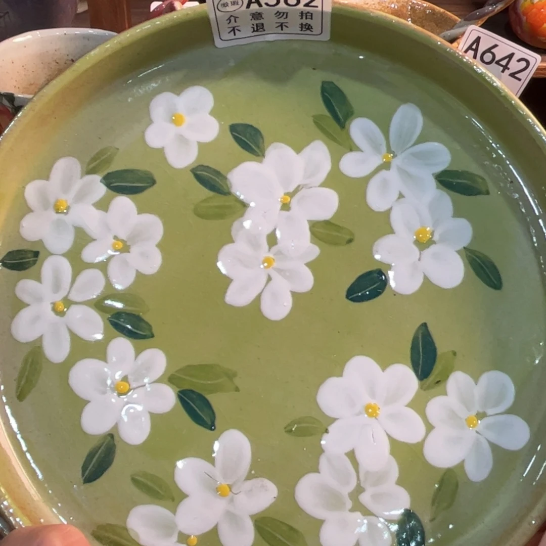 瓷片红红火火过大年