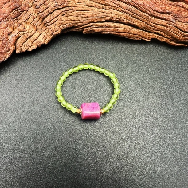 【圣芭黎】天然舒俱来戒指18k樱花粉橄榄石5+多样性发一D2112