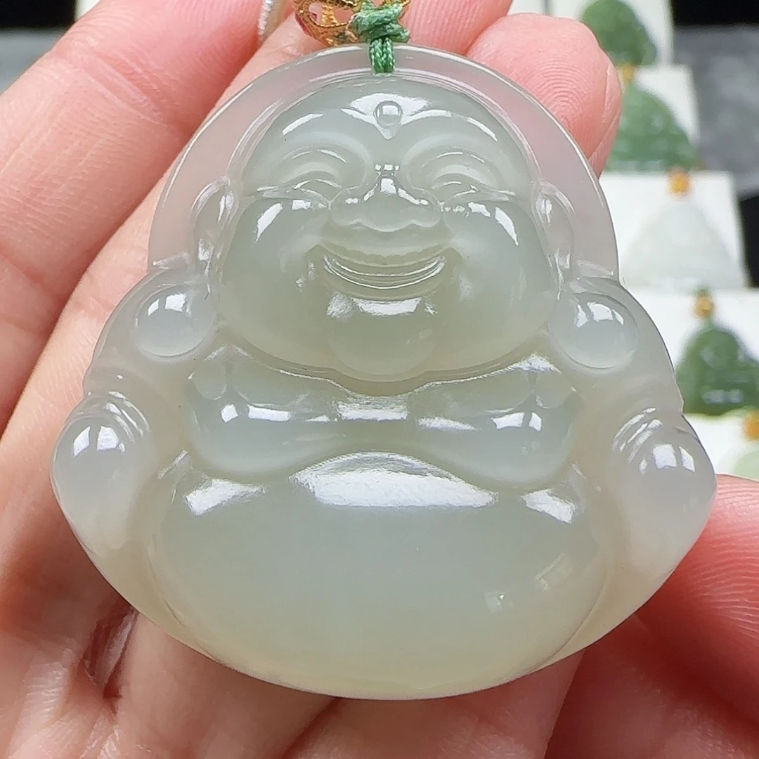 和田玉18K金镶嵌吊坠(赠链)