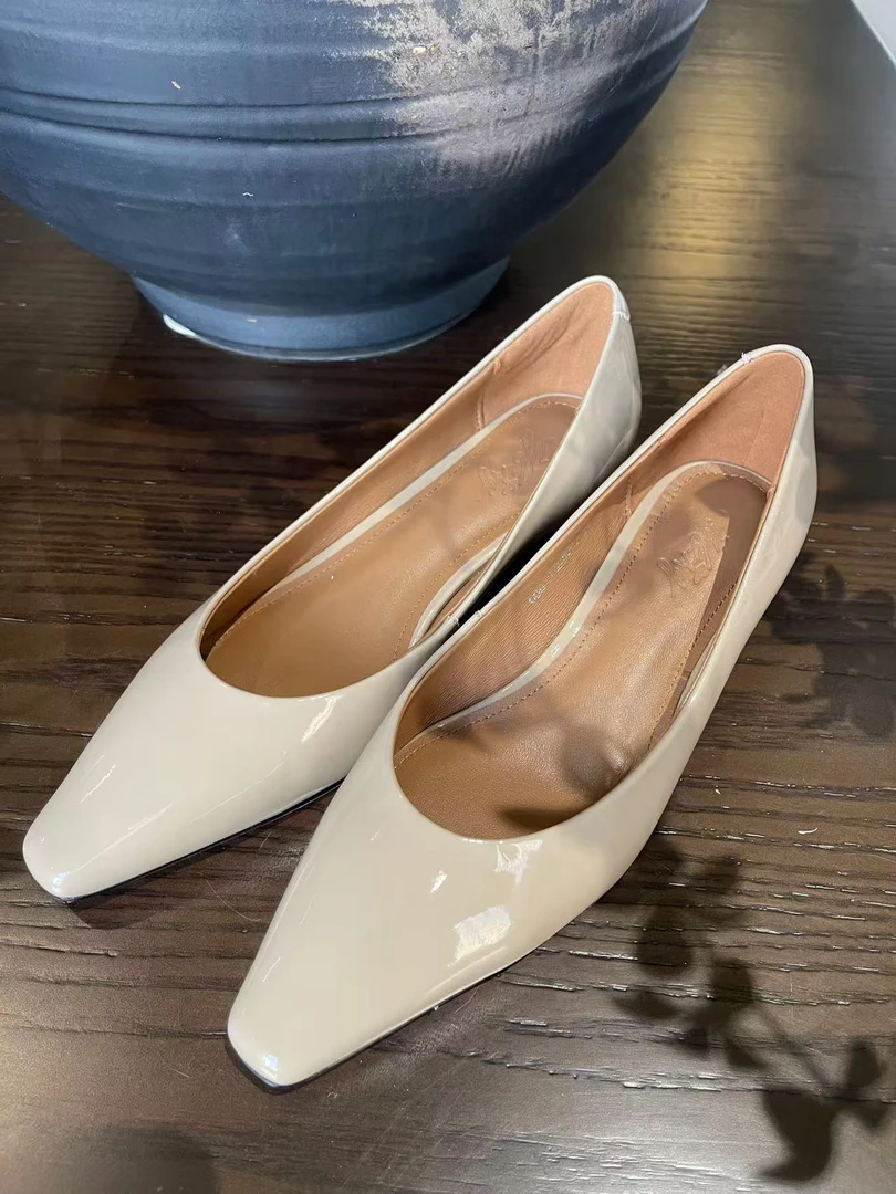 细跟轻职风秋季单鞋浅口白色低跟方头跟鞋舒适女鞋尖头凉鞋