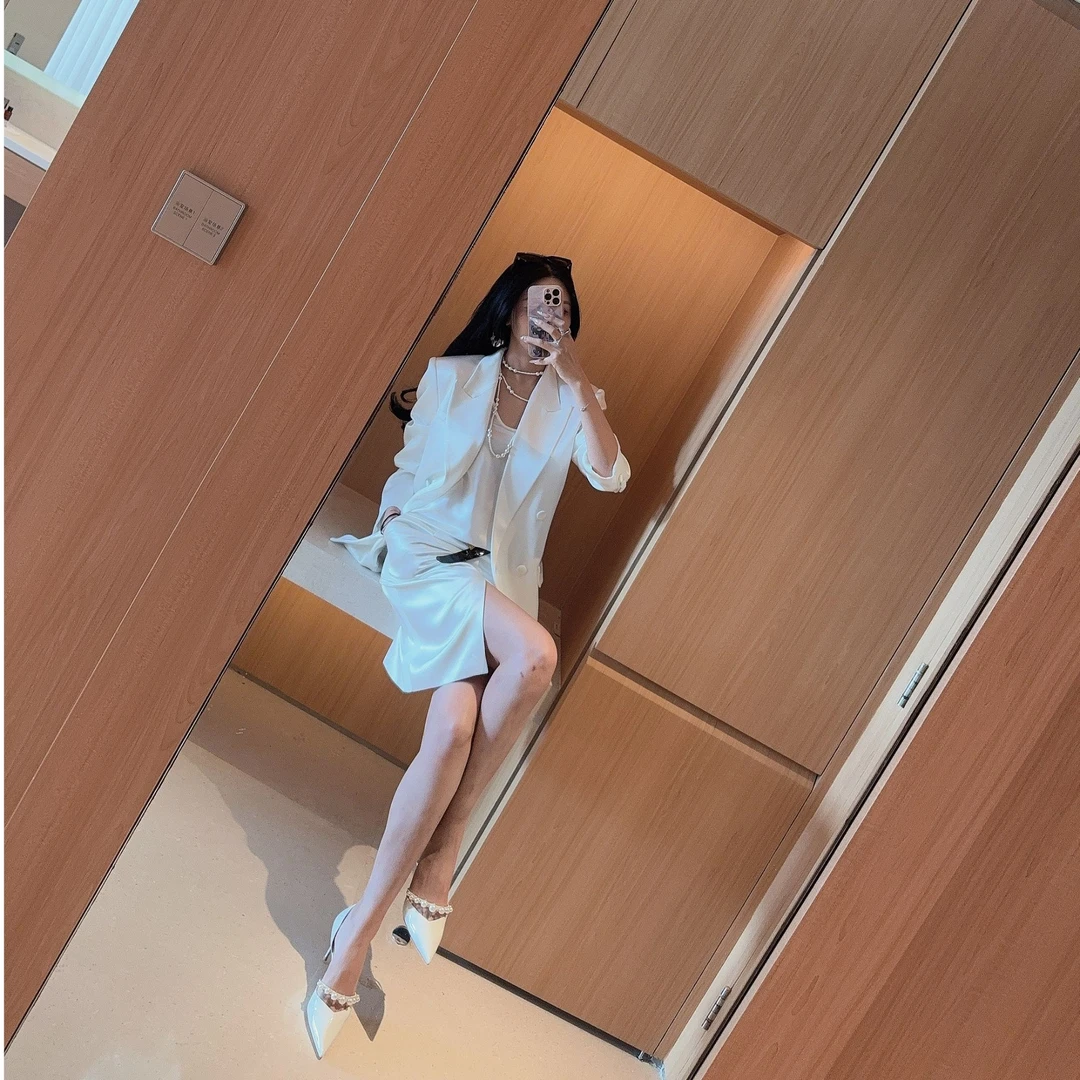 DOUWU【初春女神】黑白两色醋酸侧开叉半裙BQ13229