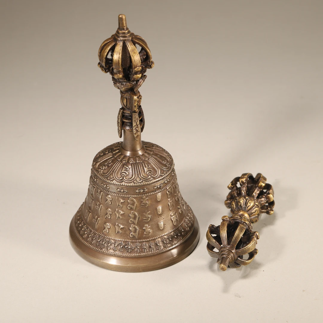 Lot26清代 金刚铃杵一套