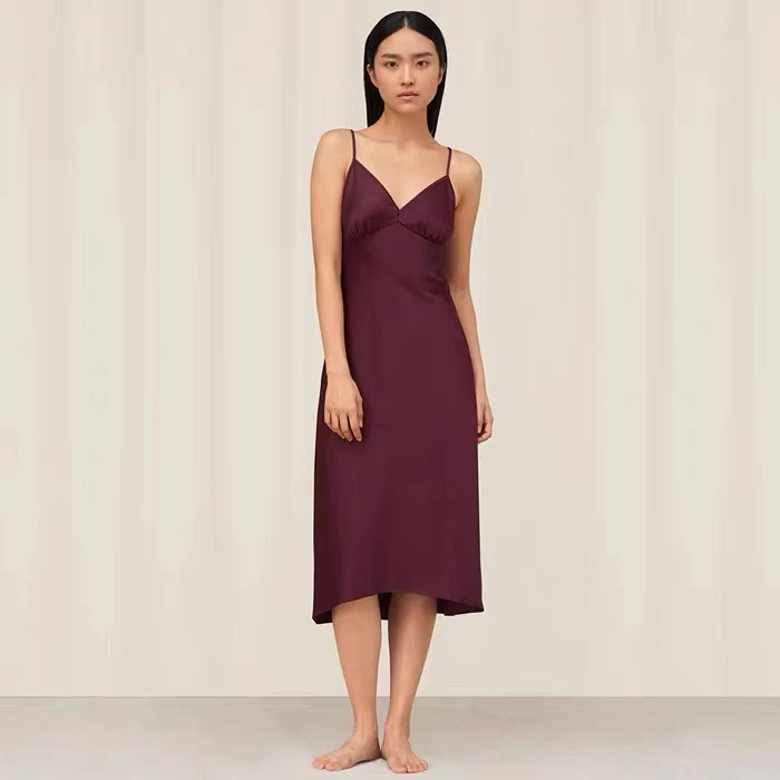 黛 H000154家居睡裙婚礼晨袍纯色性感吊带裙