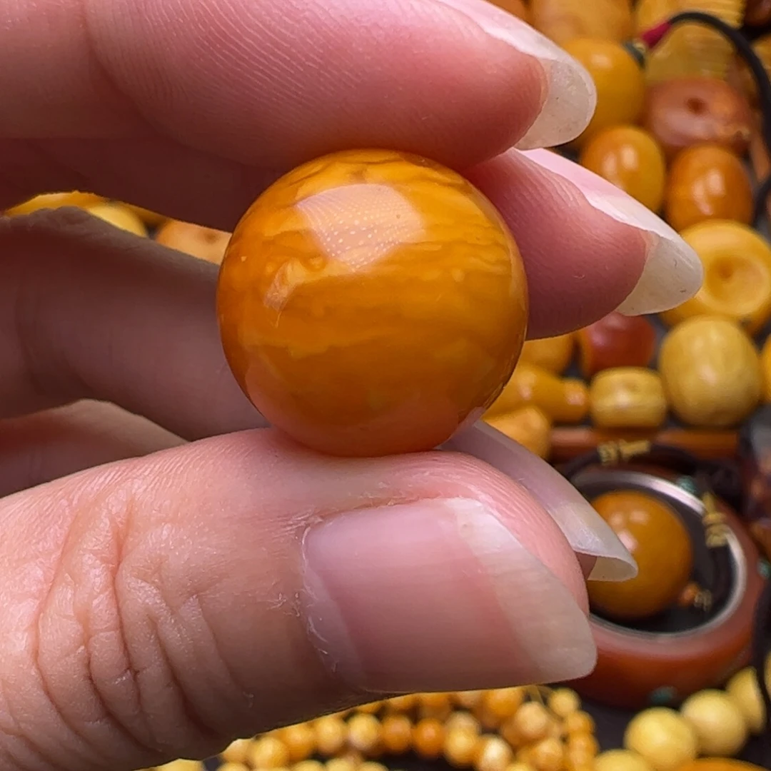 琥珀未镶嵌珠宝奇石17