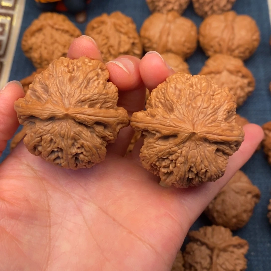 文玩核桃把件43精品球粗筋