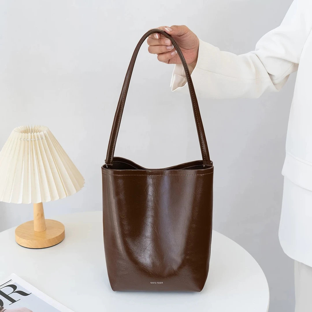 零壹新款女包时尚小众简约斜挎包