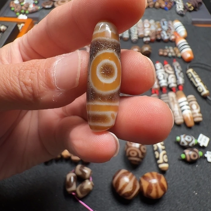 玛瑙/玉髓铂Pt900镶嵌颈饰