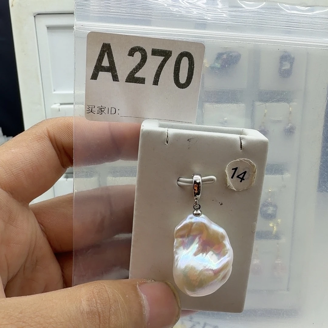 淡水珍珠颈饰合金