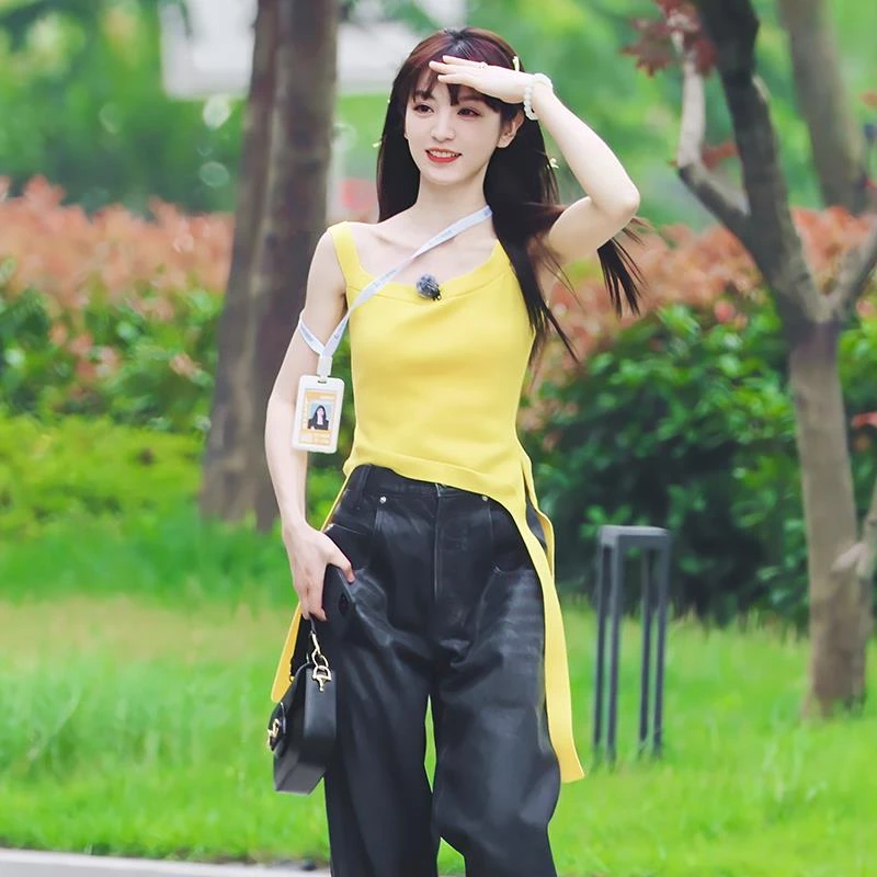 明星同款！ 气质百搭简约夏季服装穿搭