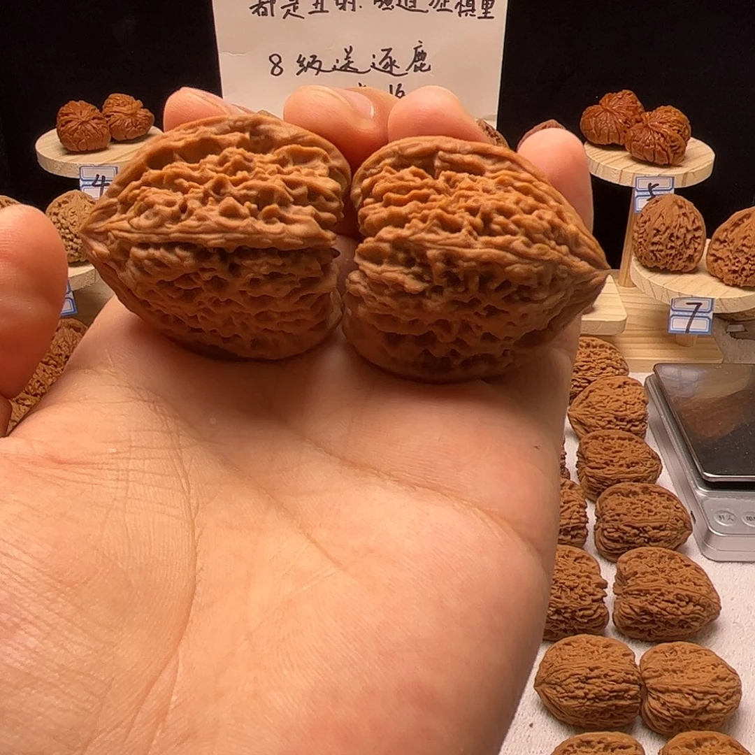潜***龙文玩核桃吊坠40拉丝凹底高炮，顺丰到付
