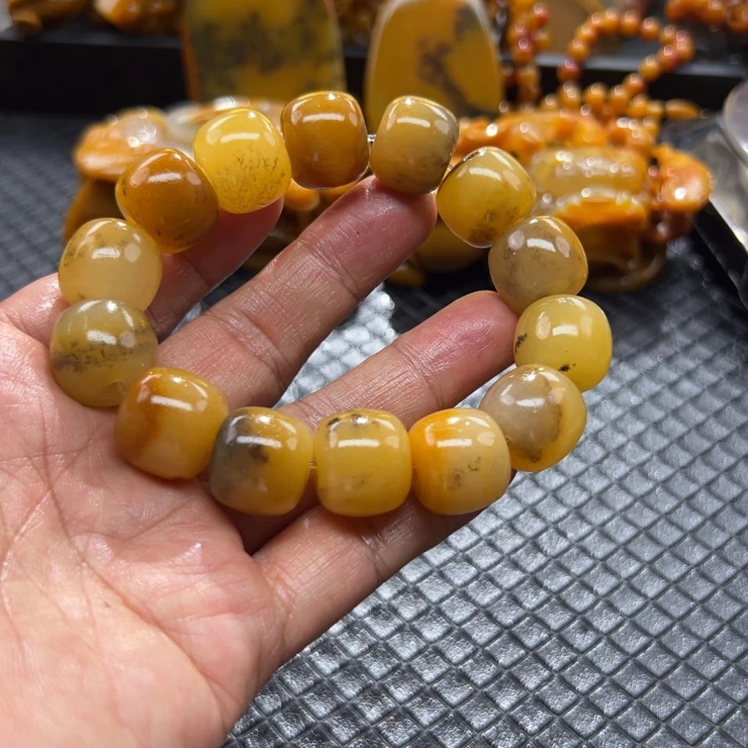 未镶嵌未镶嵌石英质玉