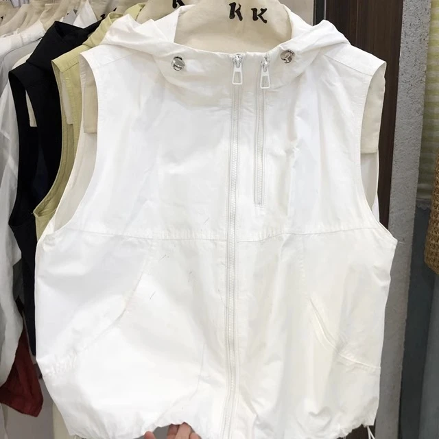 欧货连帽设计感双拉链马甲女短款2025春季下摆收手绳小个子外套