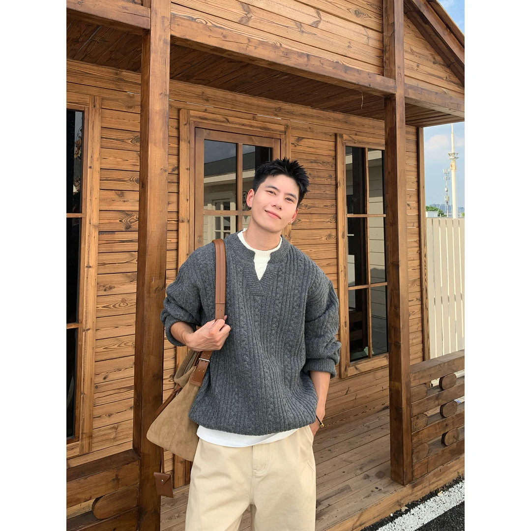 美式潮牌立体肌理感小V领套头毛衣男纯色简约宽松针织衫