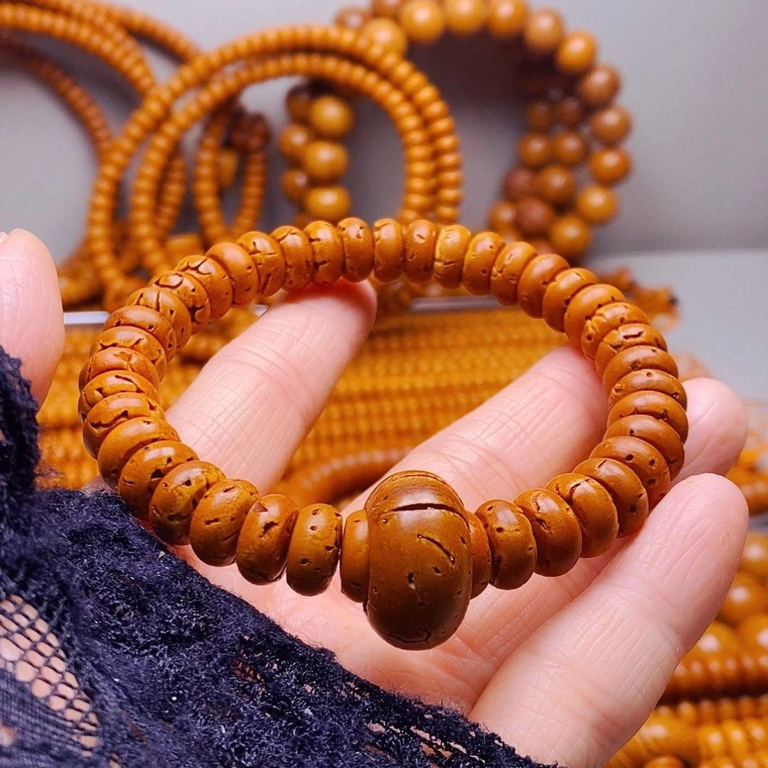 吊坠桃核5乘10核片手串微瑕疵28