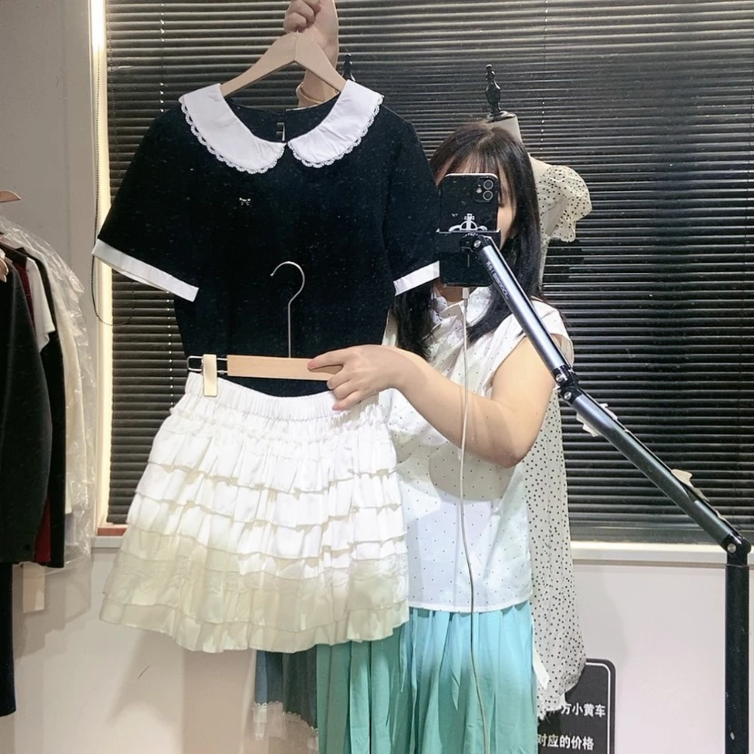 【闪购商品】黑色短袖