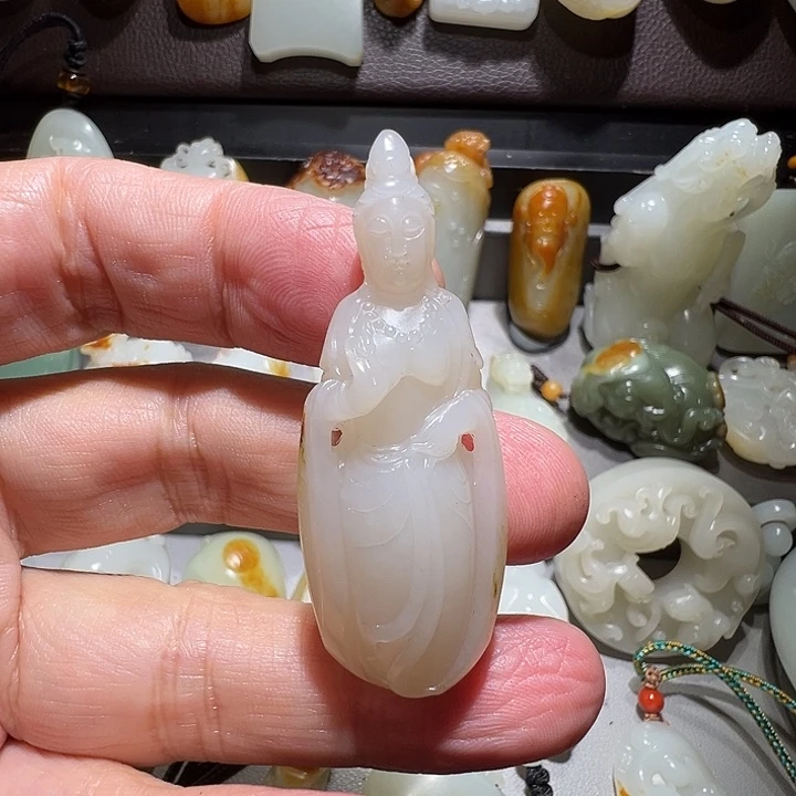 和田玉未镶嵌挂件观音大士