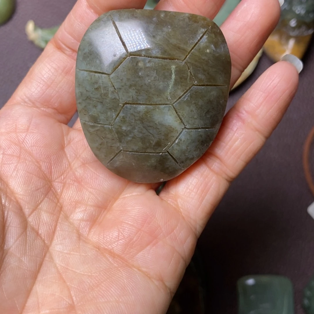 岫岩河磨玉（透闪石质玉）无未镶嵌