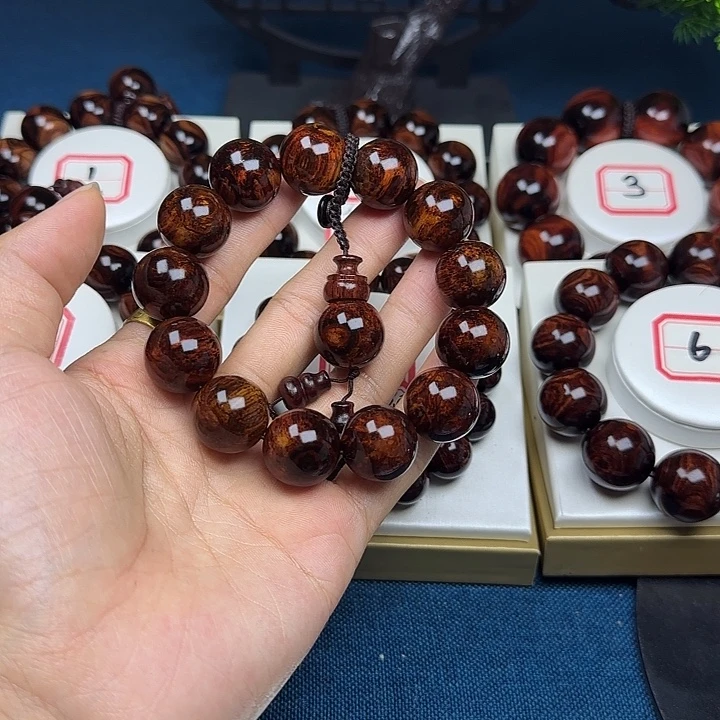 爱***诺黄花梨/降香黄檀1.8