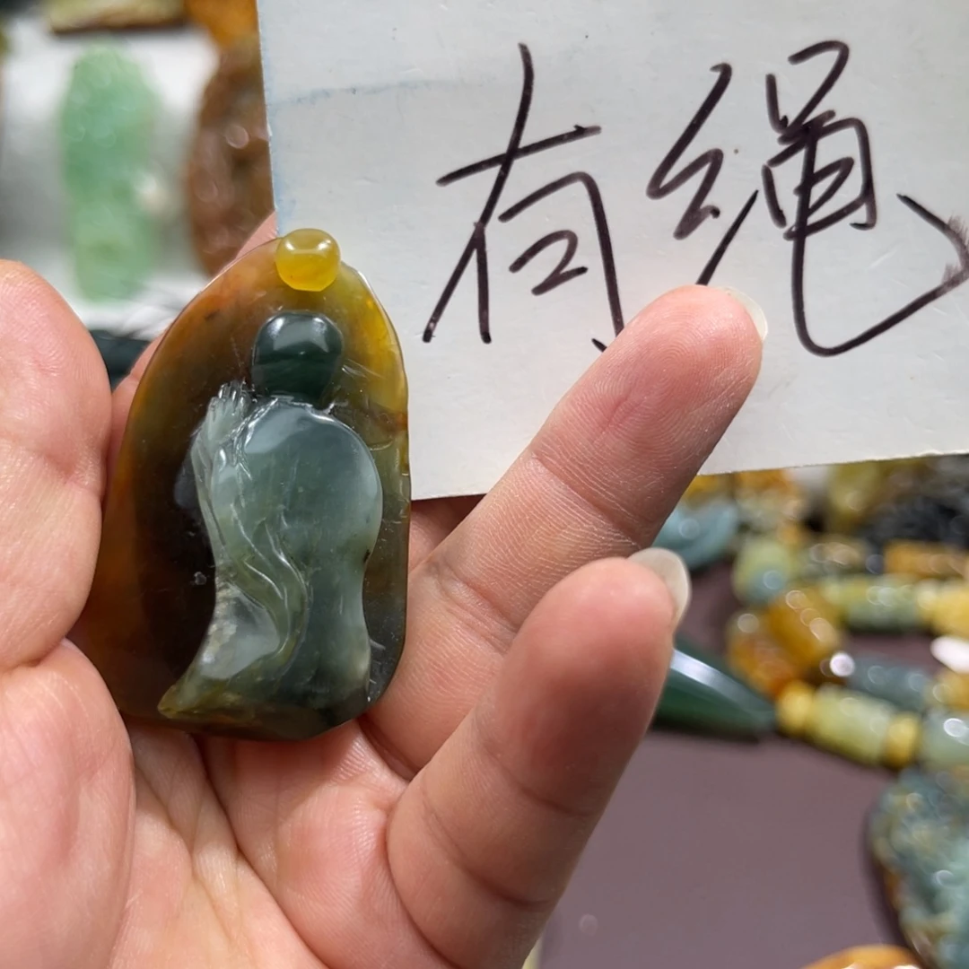 未镶嵌蛇纹石玉颈饰