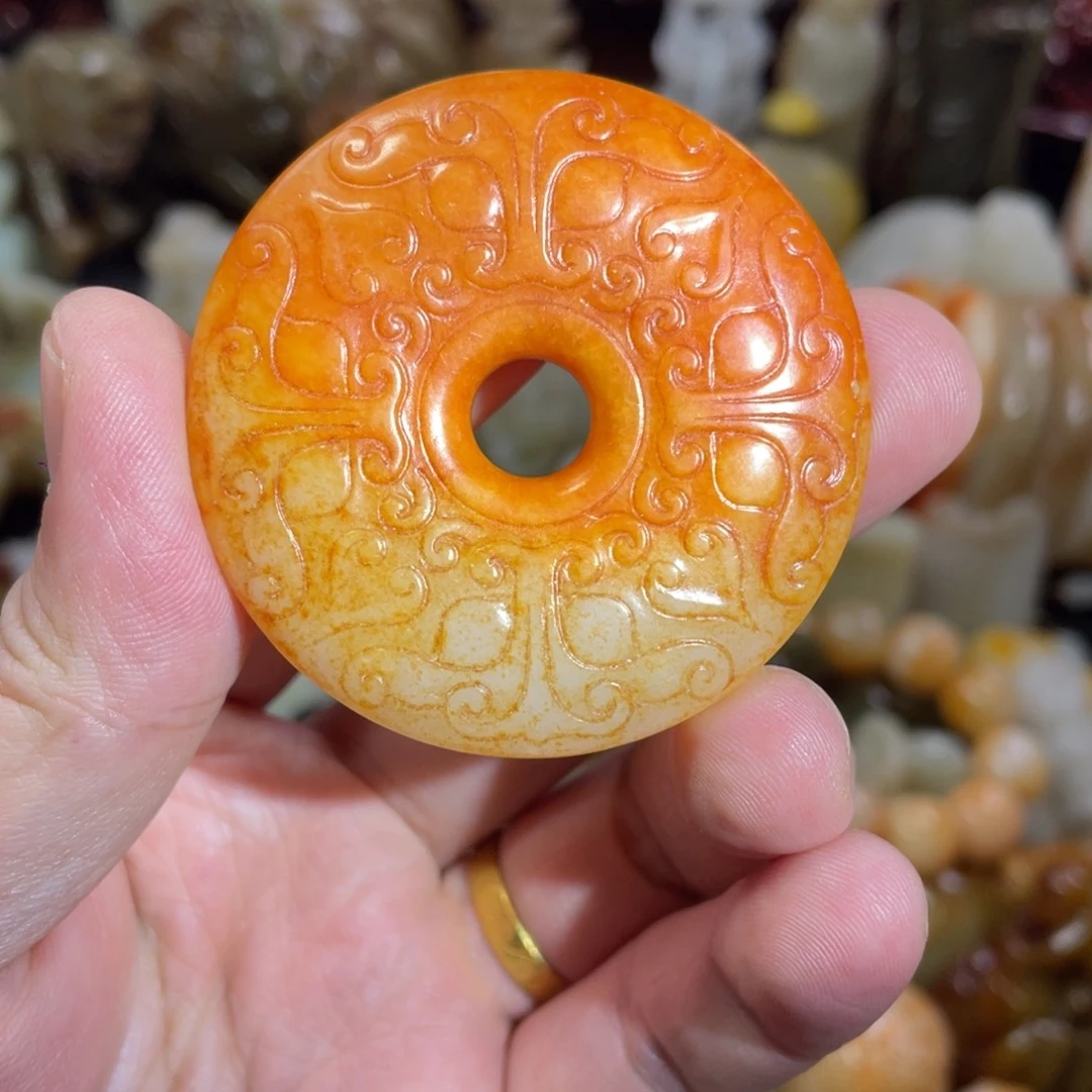 和田玉未镶嵌把件