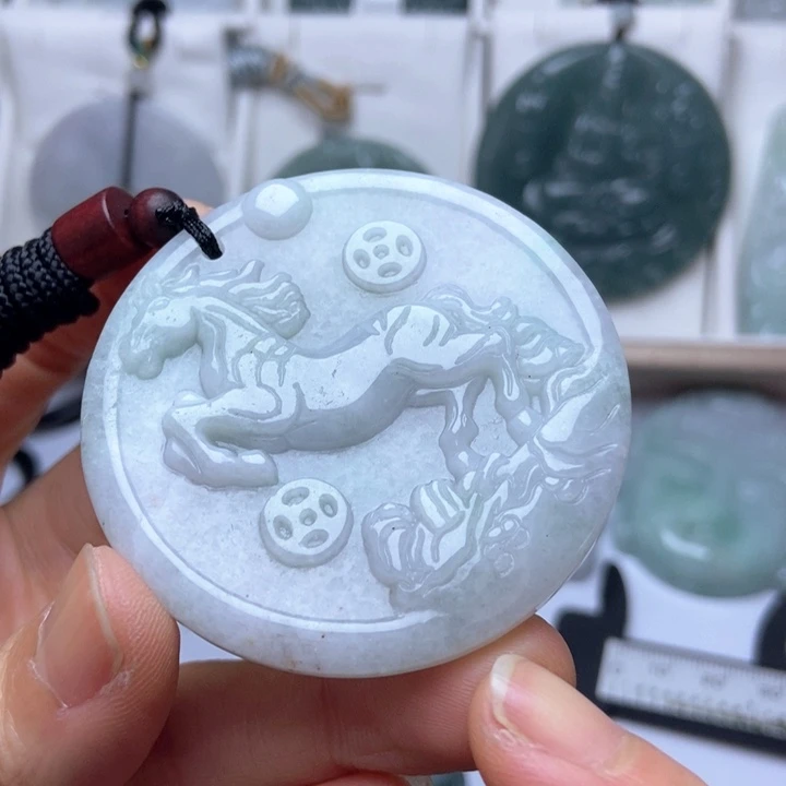 翡翠未镶嵌挂件翡翠