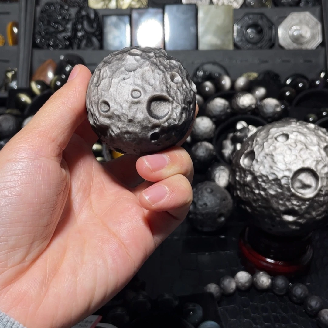 小***兴黑曜岩未镶嵌珠宝奇石