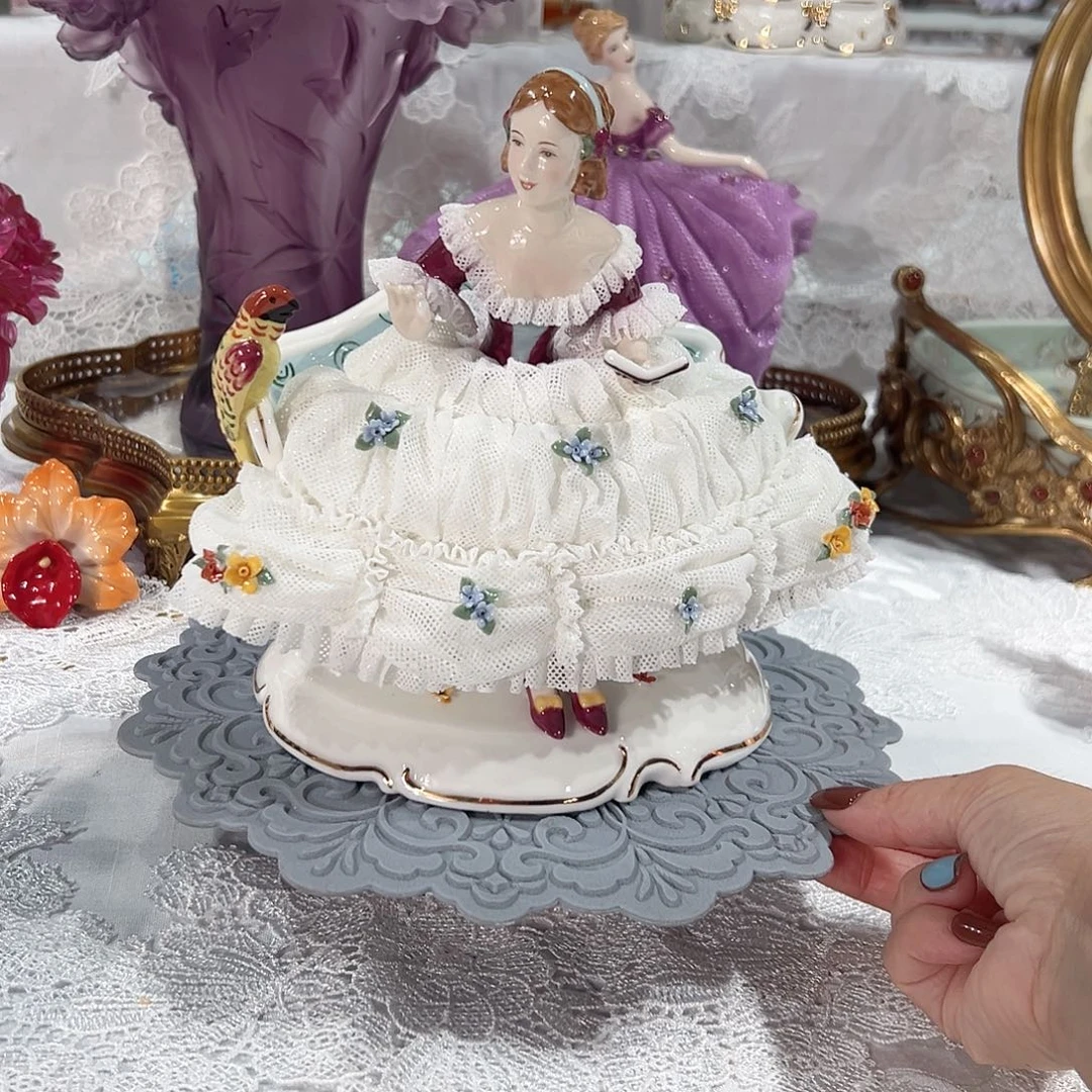 陶瓷69200298福利看书贵妇蕾丝娃娃礼盒装