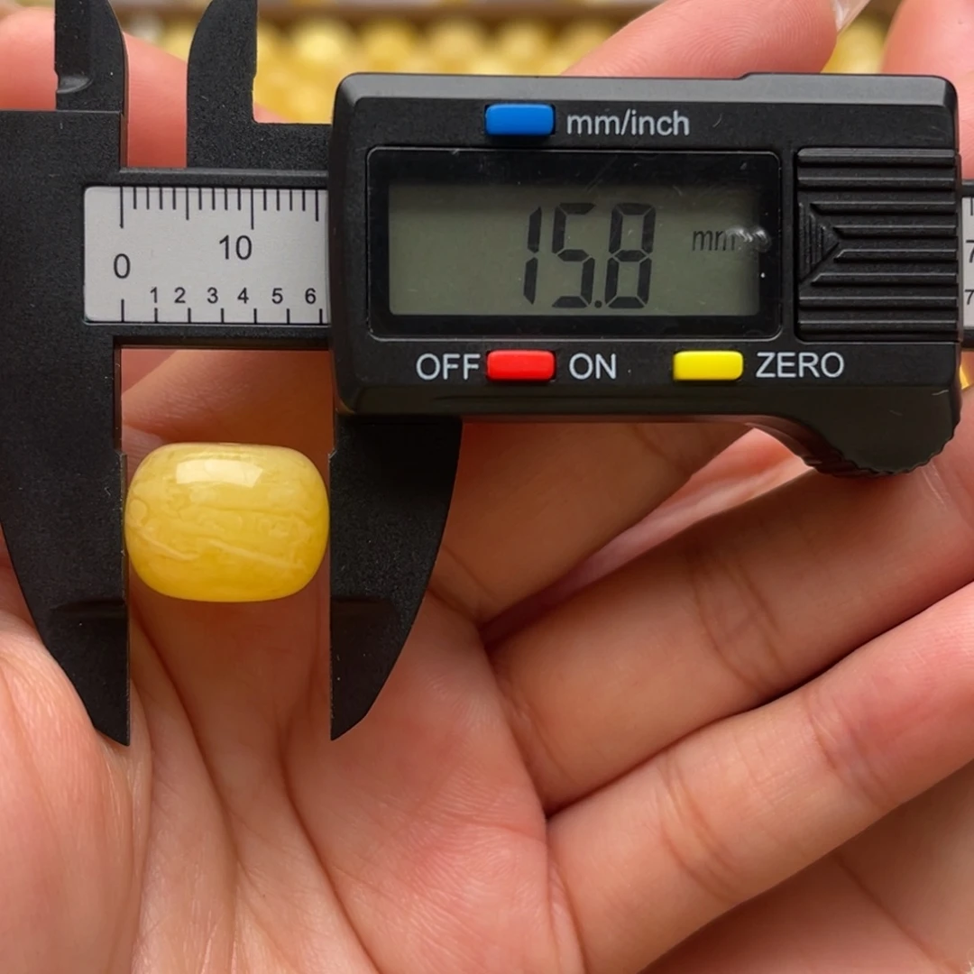 琥珀未镶嵌裸石蜜蜡墩子笑