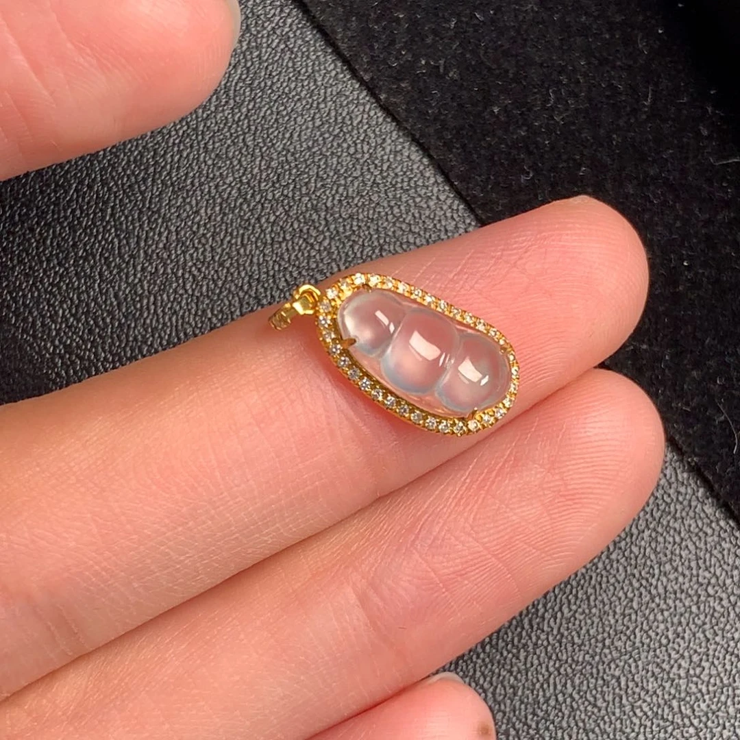 18K金镶嵌挂件翡翠尺寸：17.1/7.5/4.1