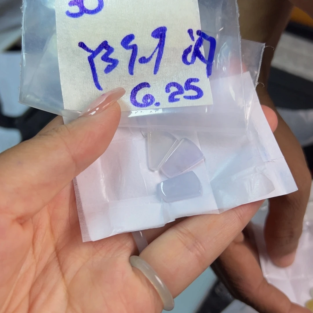 【闪购商品】定制翡翠未镶嵌翡翠