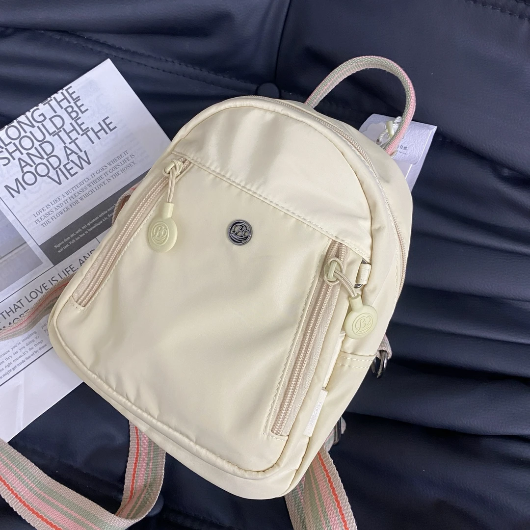 博卜3905 纯色简约风 多口袋款 水洗双肩包 妈咪包 百搭 女士包