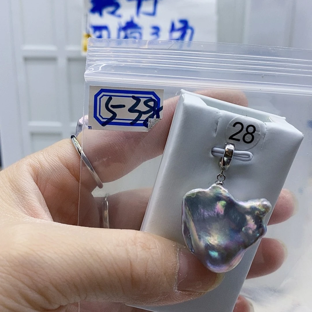 颈饰合金淡水珍珠