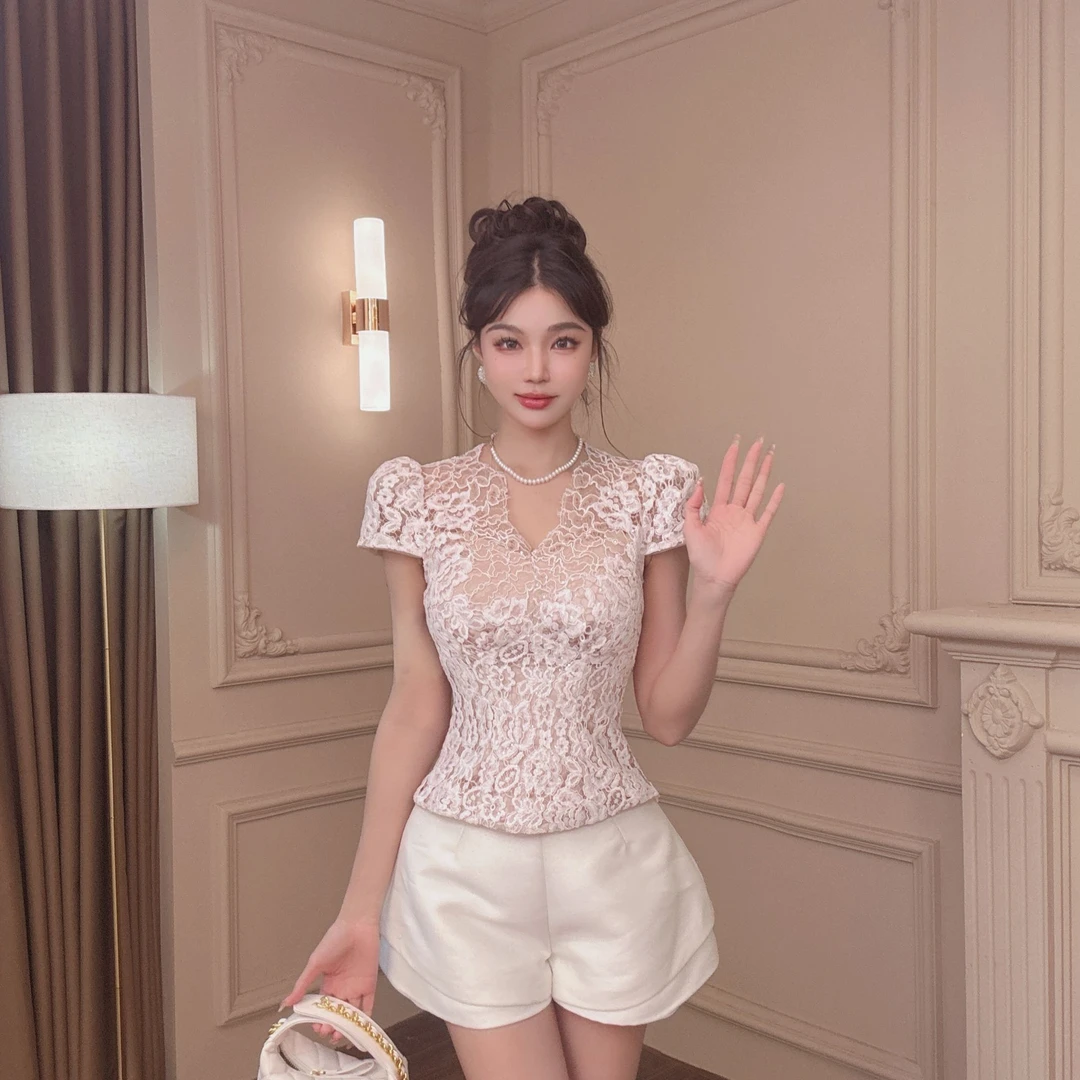 【CC专属】修身型V领常规款丝衫重工衬衫法式碎花-21795