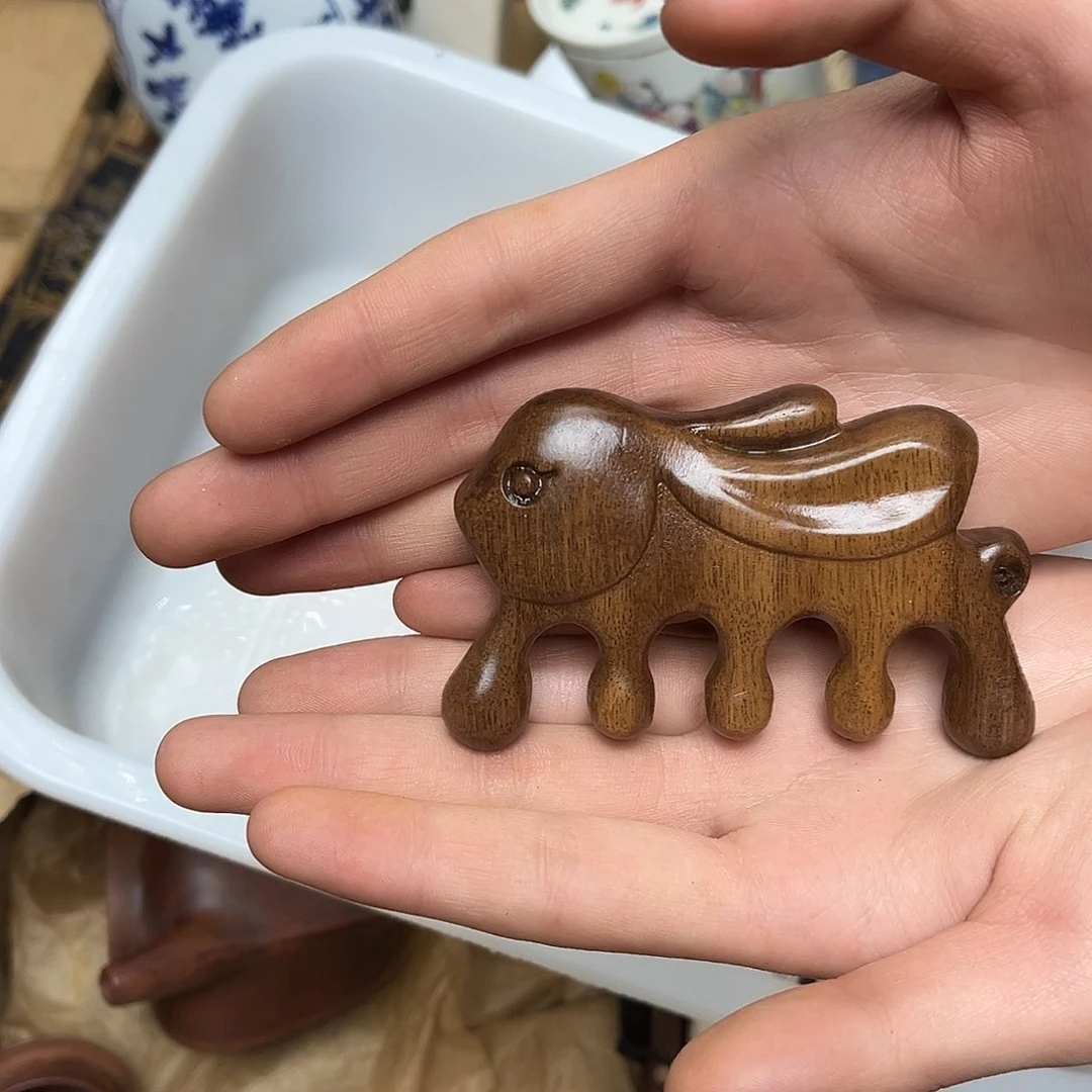 大叶紫檀（黑酸枝木类）